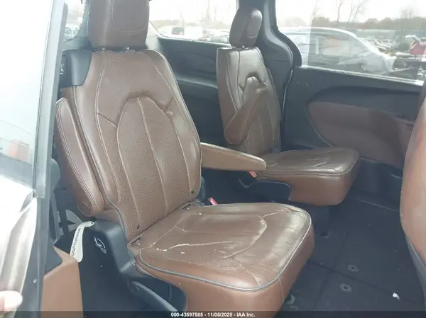 2C4RC1GG6JR237901 2018 CHRYSLER PACIFICA - Image 8