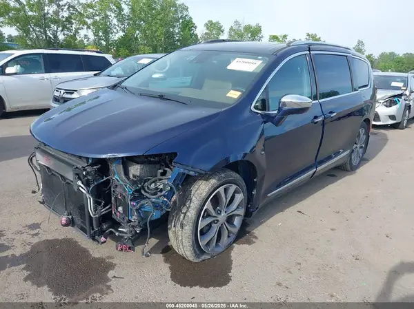 2C4RC1GG6JR259803 2018 CHRYSLER PACIFICA - Image 2