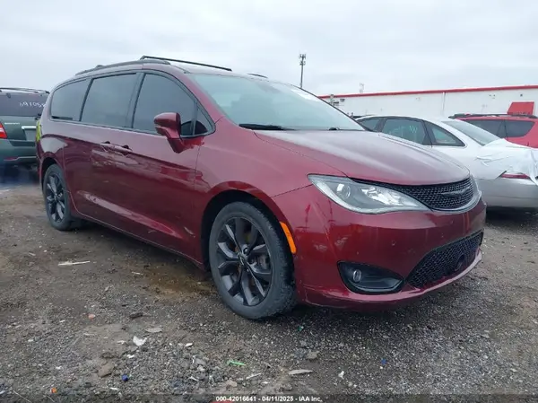 2C4RC1GG6JR259915 2018 CHRYSLER PACIFICA - Image 1