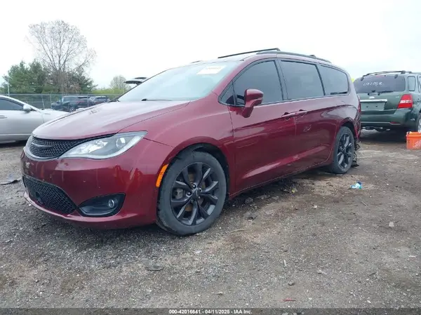 2C4RC1GG6JR259915 2018 CHRYSLER PACIFICA - Image 2