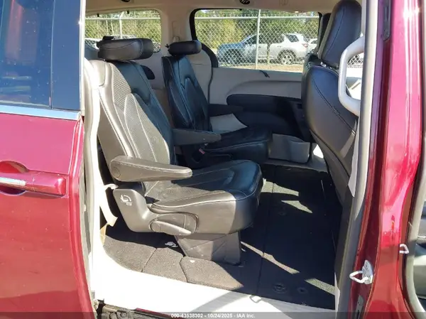 2C4RC1GG6JR314573 2018 CHRYSLER PACIFICA - Image 8