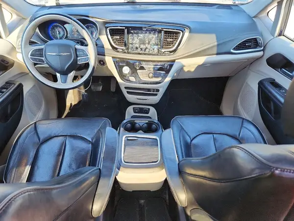 2C4RC1GG6JR320874 2018 CHRYSLER PACIFICA - Image 8