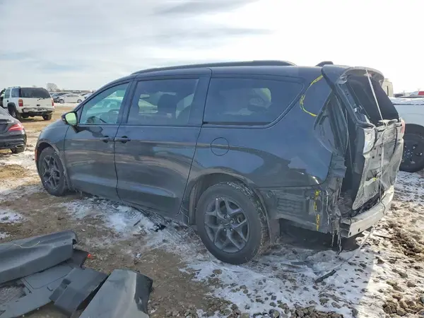 2C4RC1GG6JR330577 2018 CHRYSLER PACIFICA - Image 2