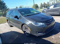 2C4RC1GG6JR330658 2018 CHRYSLER PACIFICA