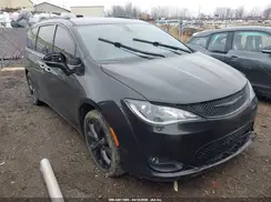 2C4RC1GG6JR351865 2018 CHRYSLER PACIFICA