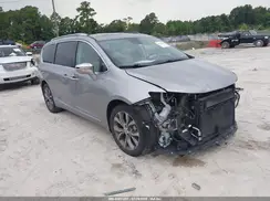 2C4RC1GG6JR356645 2018 CHRYSLER PACIFICA