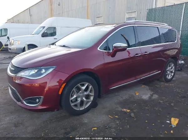 2C4RC1GG6JR357665 2018 CHRYSLER PACIFICA - Image 2