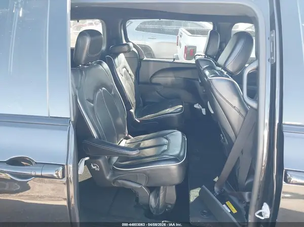 2C4RC1GG6KR500115 2019 CHRYSLER PACIFICA - Image 8