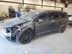 2C4RC1GG6KR575672 2019 CHRYSLER PACIFICA