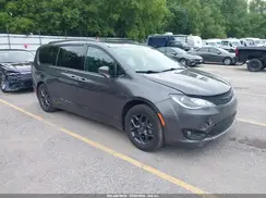 2C4RC1GG6KR698436 2019 CHRYSLER PACIFICA