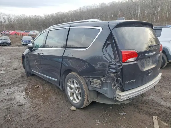 2C4RC1GG6KR714988 2019 CHRYSLER PACIFICA - Image 2