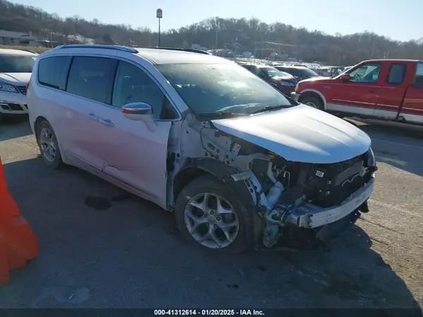 2C4RC1GG6KR730513 2019 CHRYSLER PACIFICA - Image 1
