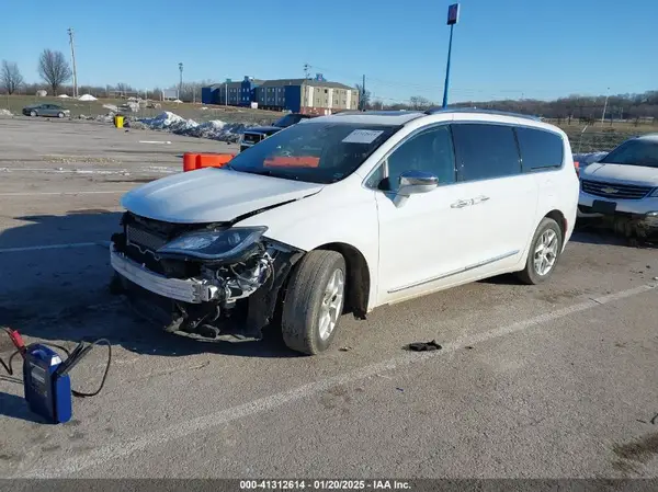 2C4RC1GG6KR730513 2019 CHRYSLER PACIFICA - Image 2
