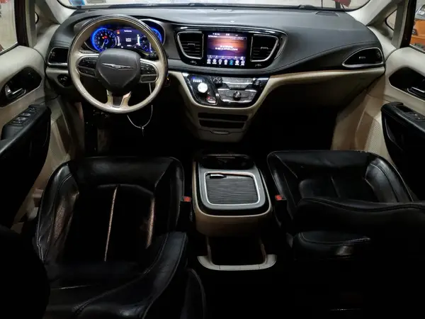 2C4RC1GG6KR746002 2019 CHRYSLER PACIFICA - Image 8