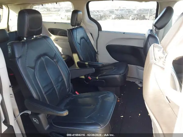 2C4RC1GG6LR114215 2020 CHRYSLER PACIFICA - Image 8