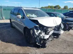 2C4RC1GG6LR132729 2020 CHRYSLER PACIFICA
