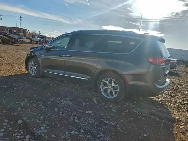 2C4RC1GG6LR164726 2020 CHRYSLER PACIFICA - Image 2