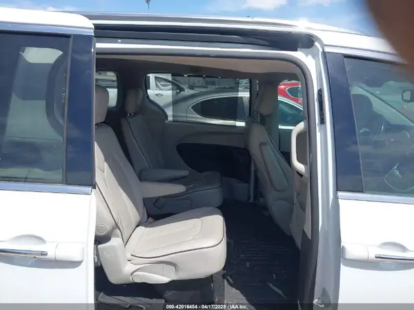 2C4RC1GG6LR171708 2020 CHRYSLER PACIFICA - Image 8