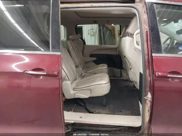 2C4RC1GG6LR268858 2020 CHRYSLER PACIFICA - Image 8