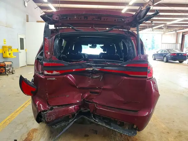 2022 CHRYSLER PACIFICA auction photo 6