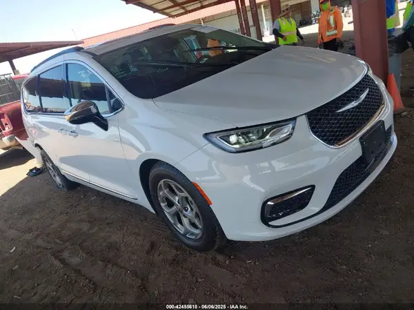 2C4RC1GG6PR533414 2023 CHRYSLER PACIFICA - Image 1