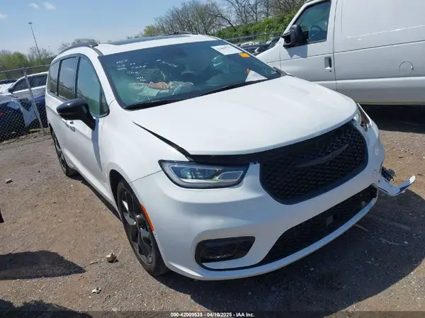 2C4RC1GG6PR540220 2023 CHRYSLER PACIFICA - Image 1