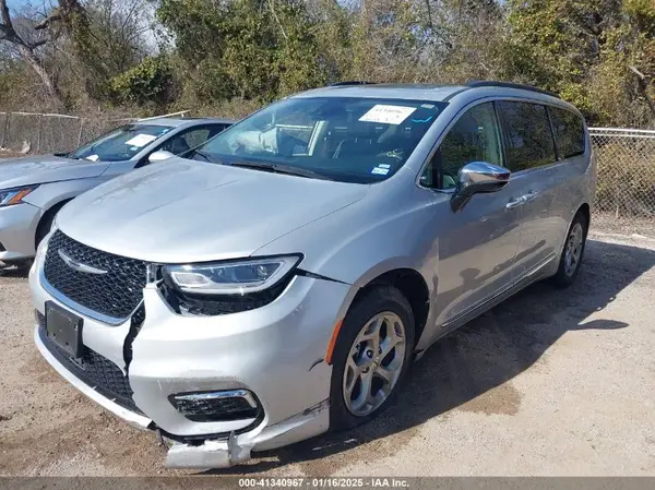 2C4RC1GG6PR553811 2023 CHRYSLER PACIFICA - Image 2