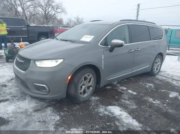 2C4RC1GG6PR557714 2023 CHRYSLER PACIFICA - Image 2