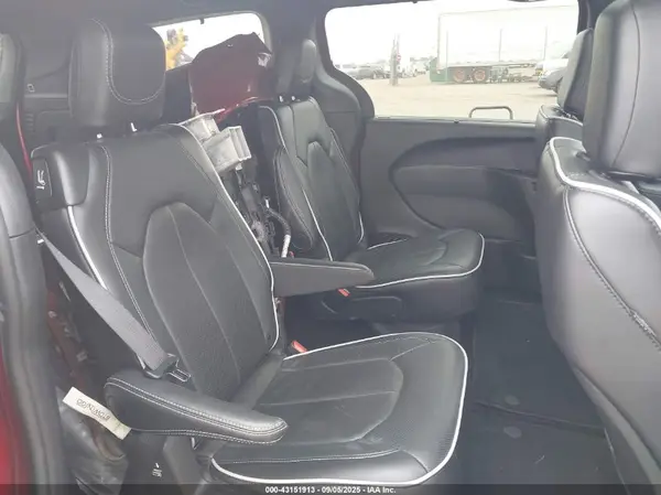 2C4RC1GG6SR562050 2025 CHRYSLER PACIFICA - Image 8