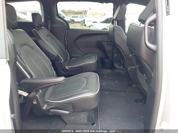 2C4RC1GG6TR236847 2026 CHRYSLER PACIFICA - Image 8