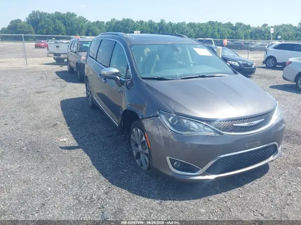 2C4RC1GG7HR505266 2017 CHRYSLER PACIFICA - Image 1