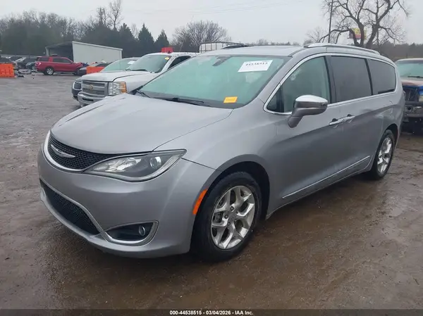2C4RC1GG7HR531107 2017 CHRYSLER PACIFICA - Image 2