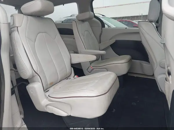 2C4RC1GG7HR531107 2017 CHRYSLER PACIFICA - Image 8