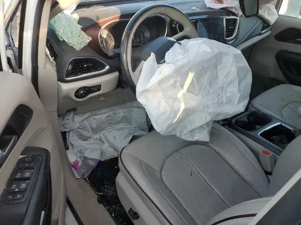 2C4RC1GG7HR536985 2017 CHRYSLER PACIFICA - Image 8