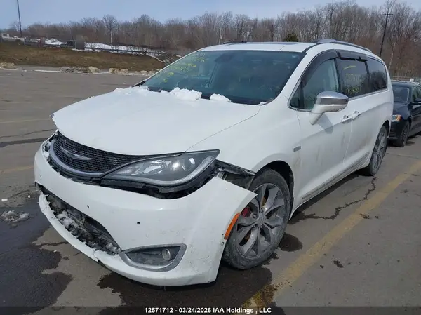 2C4RC1GG7HR540857 2017 CHRYSLER PACIFICA - Image 2