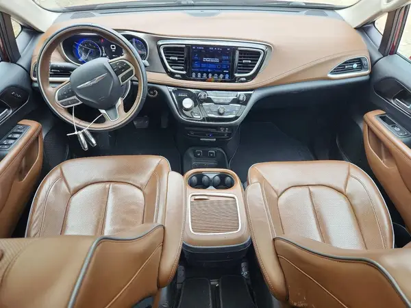 2C4RC1GG7HR622135 2017 CHRYSLER PACIFICA - Image 8