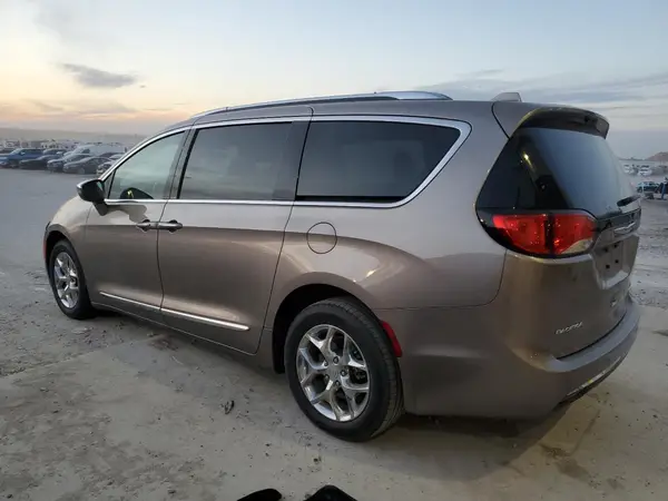 2C4RC1GG7HR623432 2017 CHRYSLER PACIFICA - Image 2