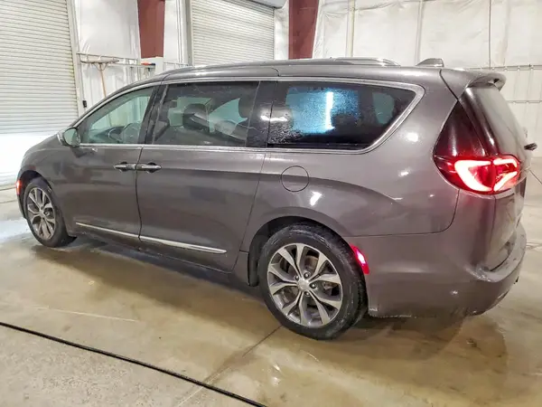 2C4RC1GG7HR627500 2017 CHRYSLER PACIFICA - Image 2