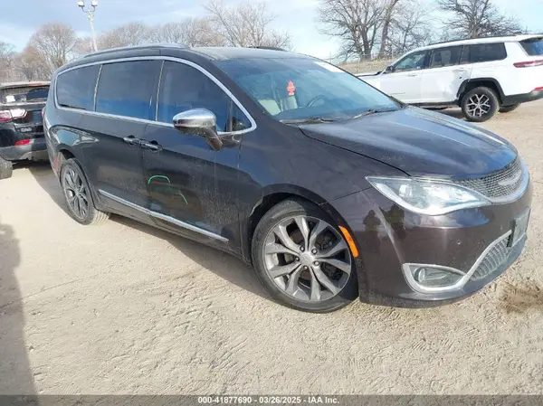 2C4RC1GG7HR643163 2017 CHRYSLER PACIFICA - Image 1
