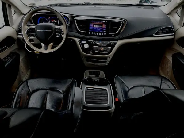 2C4RC1GG7HR648816 2017 CHRYSLER PACIFICA - Image 8