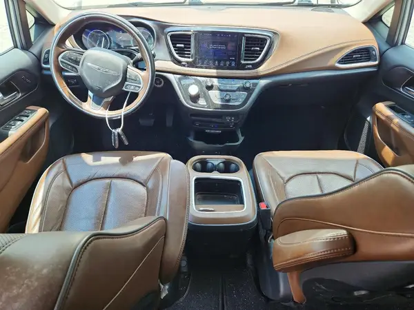 2C4RC1GG7HR659072 2017 CHRYSLER PACIFICA - Image 8