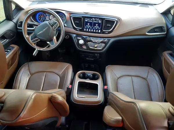 2C4RC1GG7HR665132 2017 CHRYSLER PACIFICA - Image 8