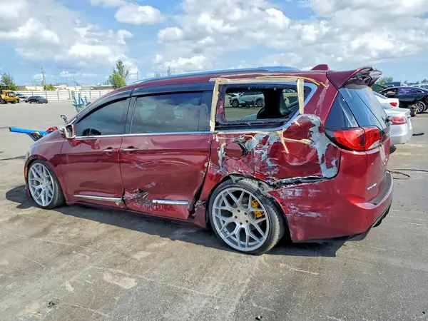 2C4RC1GG7HR689267 2017 CHRYSLER PACIFICA - Image 2