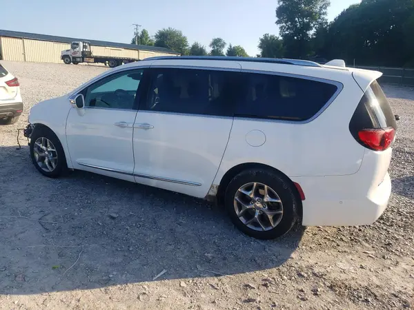 2C4RC1GG7HR723076 2017 CHRYSLER PACIFICA - Image 2