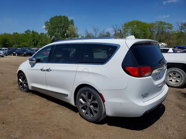 2C4RC1GG7HR735454 2017 CHRYSLER PACIFICA - Image 2