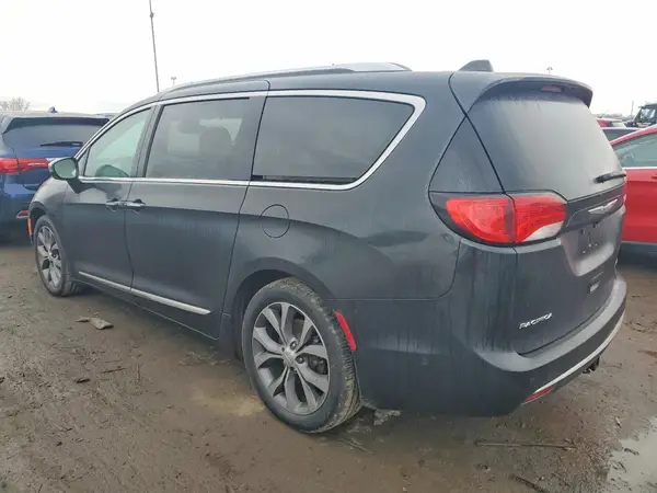 2C4RC1GG7HR744087 2017 CHRYSLER PACIFICA - Image 2