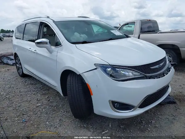 2C4RC1GG7HR763125 2017 CHRYSLER PACIFICA - Image 1