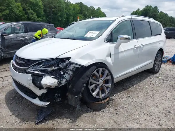 2C4RC1GG7HR763125 2017 CHRYSLER PACIFICA - Image 2