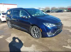 2C4RC1GG7HR763139 2017 CHRYSLER PACIFICA