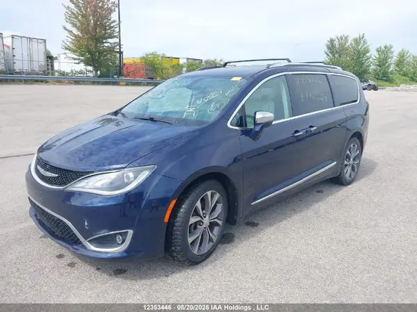 2C4RC1GG7HR782645 2017 CHRYSLER PACIFICA - Image 2